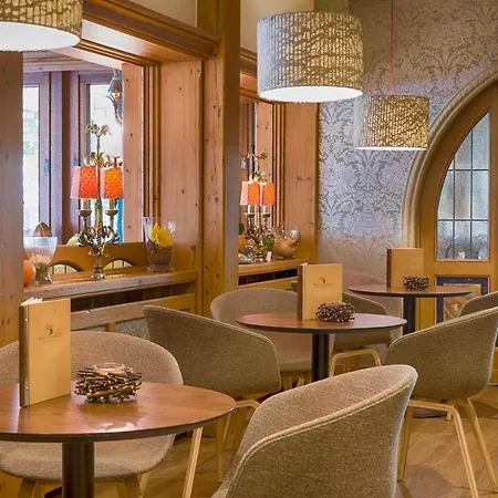 Ringhotel Moench's Waldhotel 4*