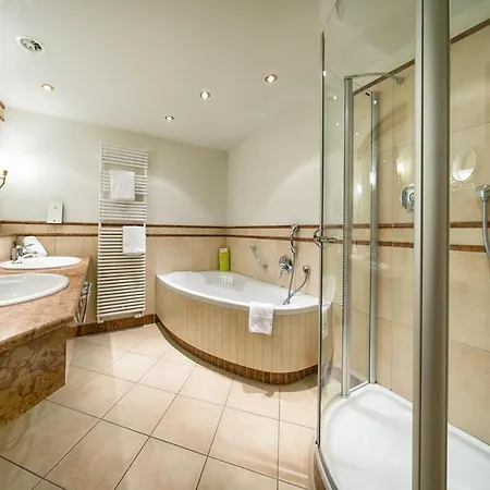 酒店 蒙施瓦德林酒店 4*