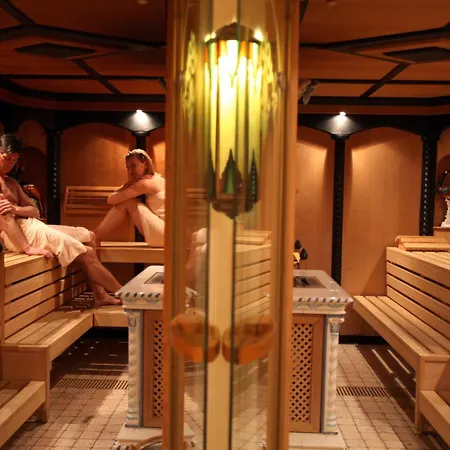 Hotel Ringhotel Moench's Waldhotel