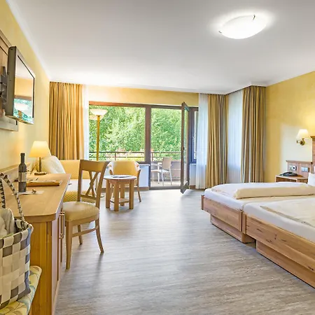 Ringhotel Moench's Waldhotel ホテル