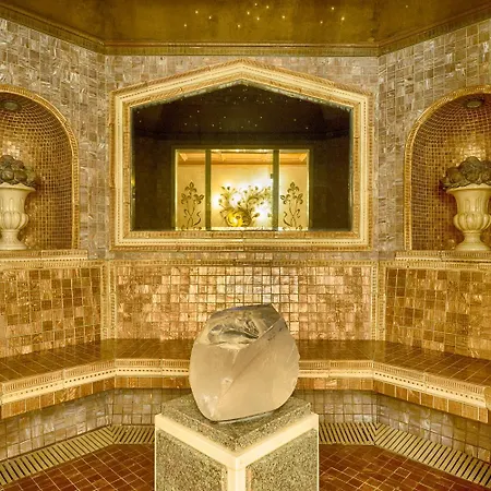 Hotel Ringhotel Moench's Waldhotel