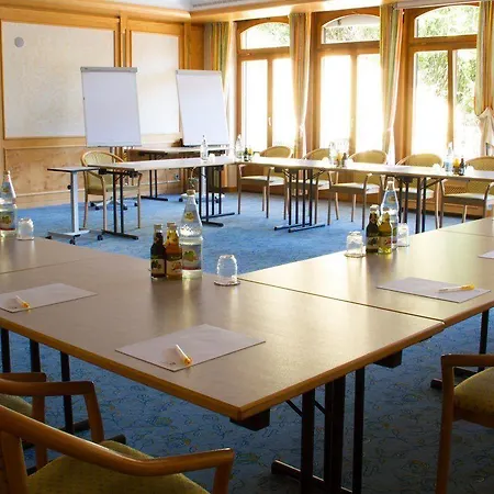 Ringhotel Moench's Waldhotel Hotel