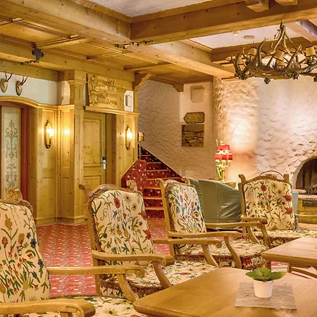 Hotel Ringhotel Moench's Waldhotel 4*