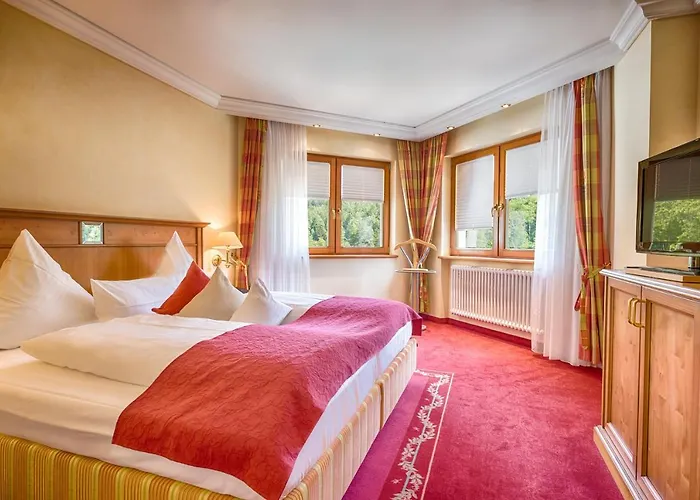 Ringhotel Moench's Waldhotel Hotel