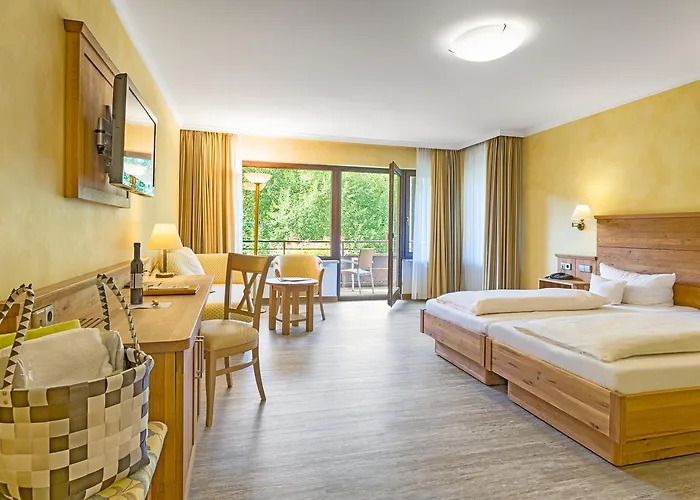 Ringhotel Mönch`s Waldhotel Hotel