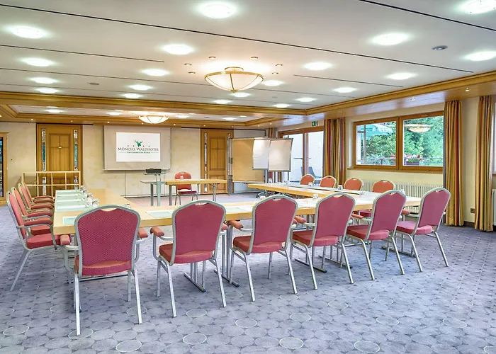 Hotel Ringhotel Moench's Waldhotel